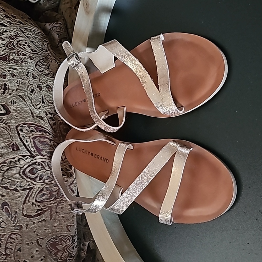 Lucky Brand Rose Gold Sandals Woman's size 11